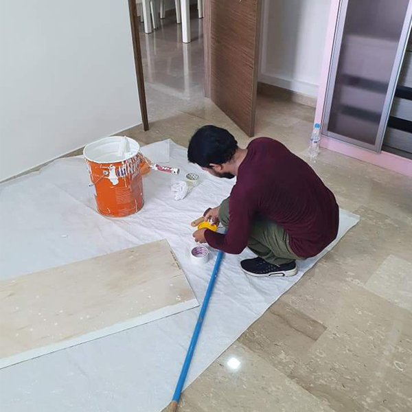 Painting services on home moving